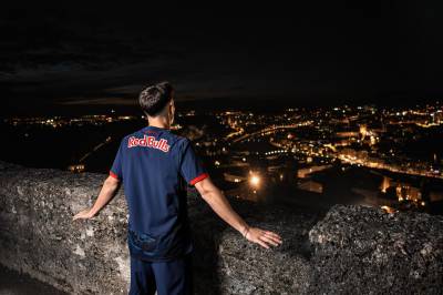 red_bull_salzburg_25_26_puma_away_kit_04.jpeg