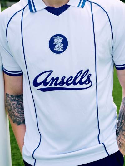 birmingham_city_84_85_patrick_away_retro_jersey_d.jpg