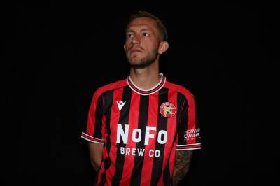 walsall_25_26_macron_home_kit_a.jpg