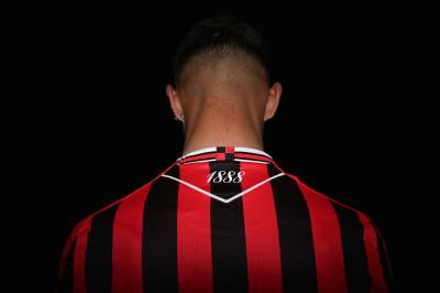 walsall_25_26_macron_home_kit_b.jpg