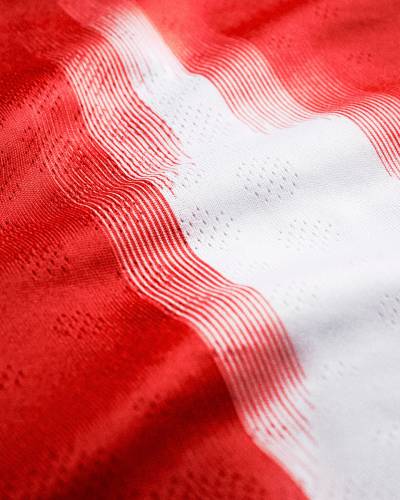 bayern_munich_25_26_adidas_home_kit_e.jpg