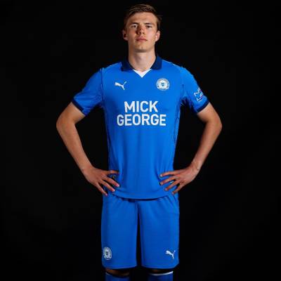 peterborough_united_25_26_puma_home_kit_f.jpg