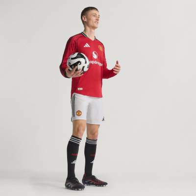 manchester_united_25_26_adidas_home_kit_d.jpg