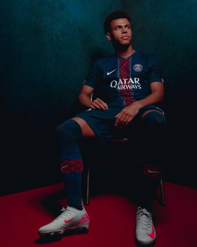 paris_saint_germain_25_26_nike_home_kit_d.jpg