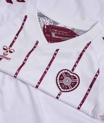 heart_of_midlothian_25_26_hummel_away_kit_d.jpg