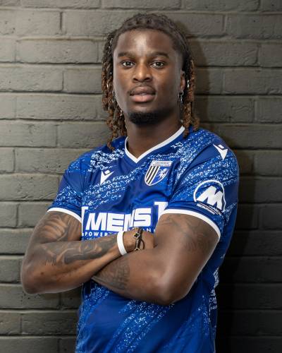 gillingham_25_26_macron_kits_a.jpg