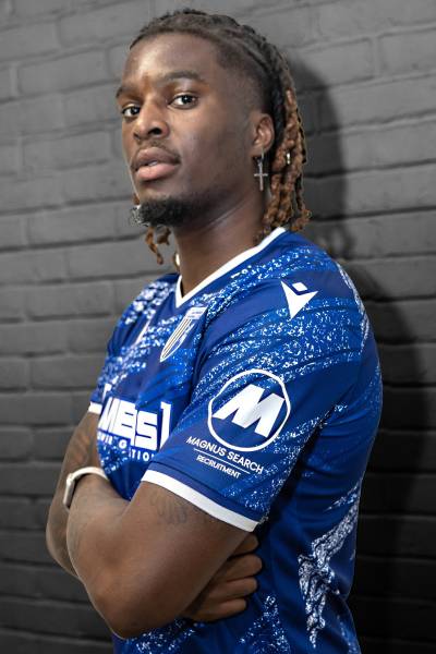 gillingham_25_26_macron_kits_b.jpg