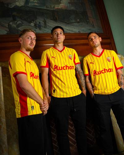 racing_lens_25_26_puma_home_kit_a.jpg
