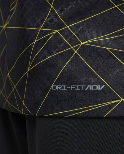 paris_saint_germain_2022_2023_fourth_kit_7.jpg