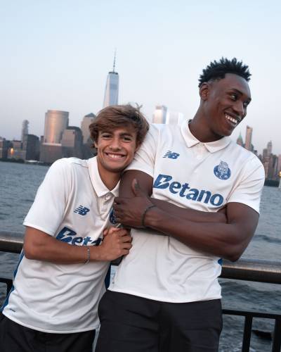 fc_porto_25_26_new_balance_third_kit_b.jpg