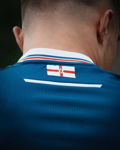 linfield_25_26_macron_home_kit_c1.jpg
