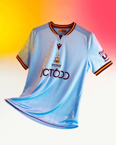 bradford_city_25_26_macron_away_kit_c.jpg