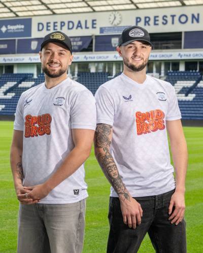 preston_north_end_25_26_castore_home_kit_b.jpg