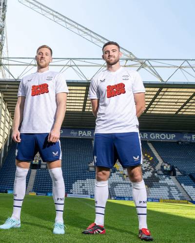 preston_north_end_25_26_castore_home_kit_d.jpg