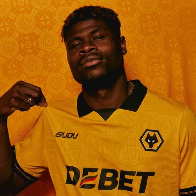 wolverhampton_wanderers_25_26_sudu_home_kit_b.jpg