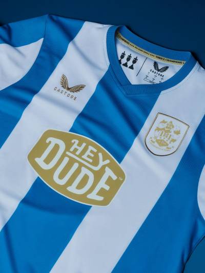 huddersfield_town_25_26_castore_away_kit_b.jpg