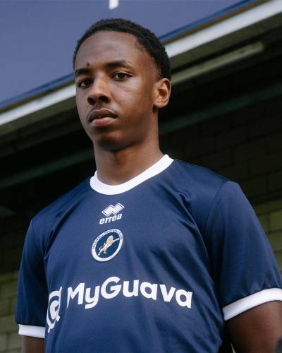 millwall_25_26_errea_home_kit_3.jpg