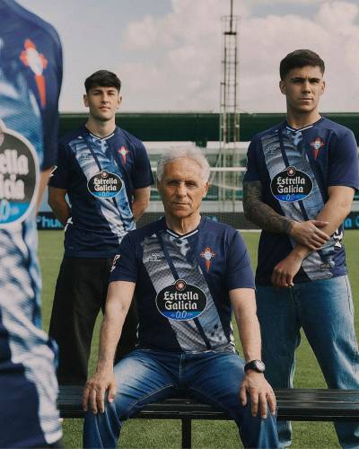 celta_de_vigo_25_26_hummel_away_kit_e.jpg