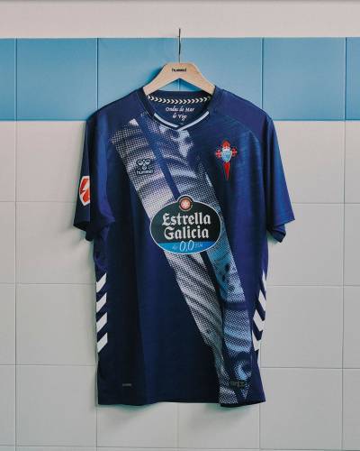 celta_de_vigo_25_26_hummel_away_kit_f.jpg
