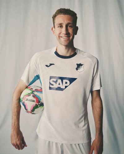 hoffenheim_25_26_joma_away_kit_e1.jpg