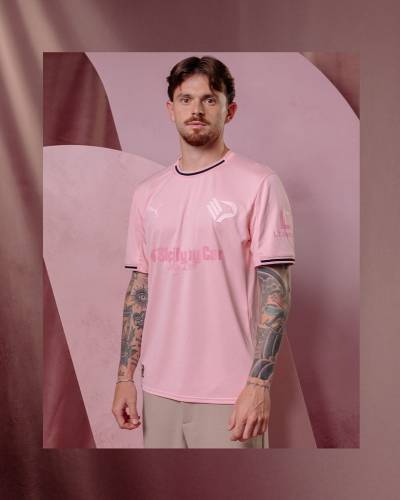 palermo_25_26_puma_home_kit_e.jpg