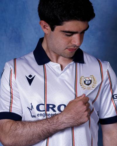 dundee_fc_25_26_macron_away_kit_b.jpg