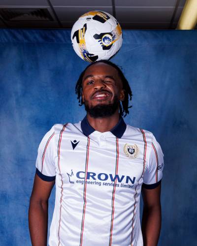 dundee_fc_25_26_macron_away_kit_c.jpg