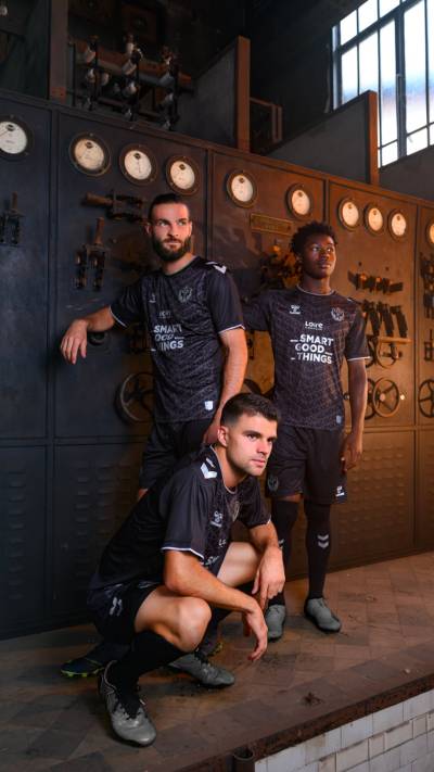 saint_etienne_2022_2023_third_kit_8.jpg