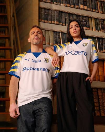 parma_25_26_puma_third_kit_a.jpg