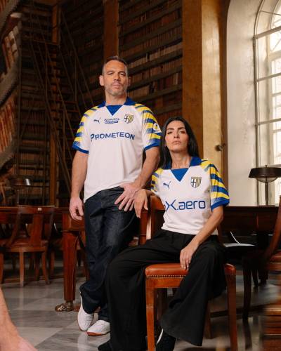 parma_25_26_puma_third_kit_f.jpg
