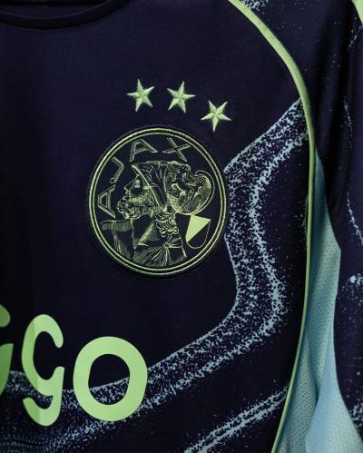 ajax_25_26_adidas_away_kit_e.jpg
