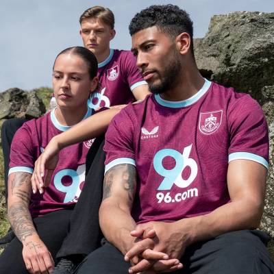 burnley_25_26_castore_home_kit_d.jpg