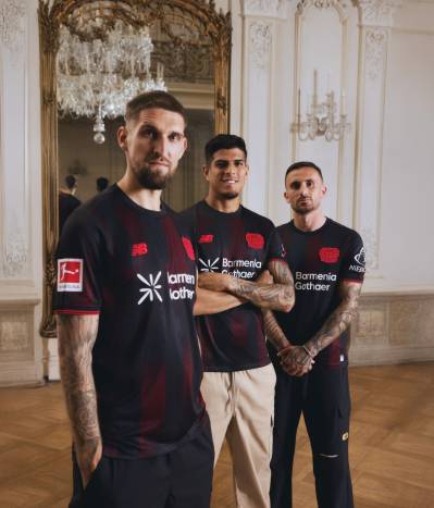bayer_04_leverkusen_25_26_new_balance_home_kit_e.jpg
