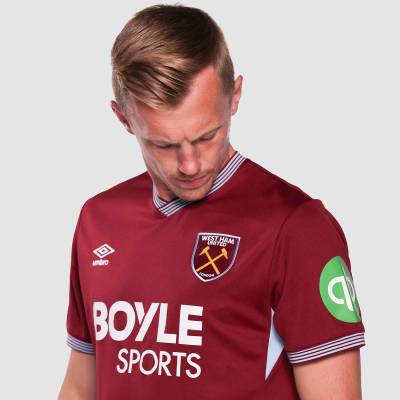 west_ham_united_25_26_umbro_home_kit_2.jpg