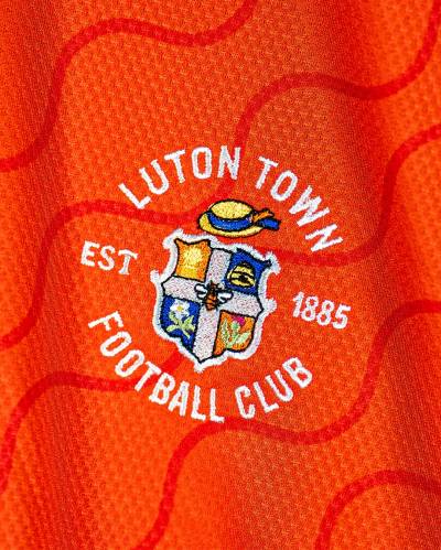 luton_town_25_26_reflo_home_kit_d.jpg