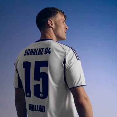 schalke_04_25_26_adidas_away_kit_b.jpg