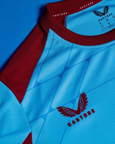 feyenoord_25_26_castore_third_kit_e03.jpg