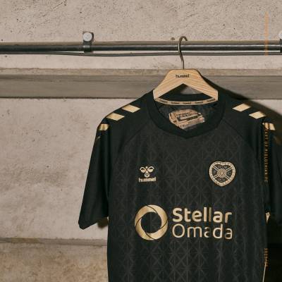 heart_of_midlothian_25_26_hummel_third_kit_03.jpg