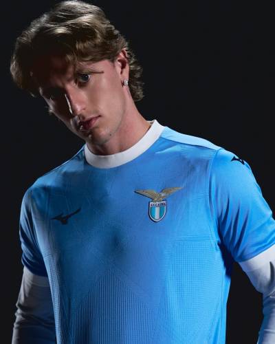 lazio_roma_25_26_mizuno_home_kit_a.jpg