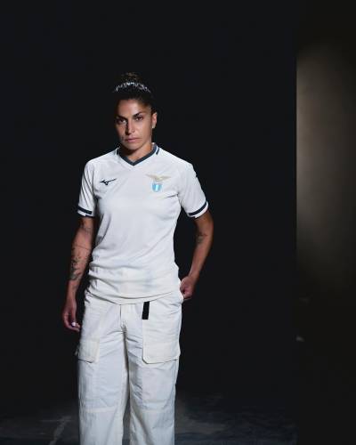 lazio_roma_25_26_mizuno_away_kit_b.jpg