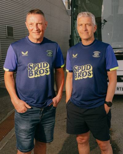 preston_north_end_25_26_castore_away_kit_a.jpg