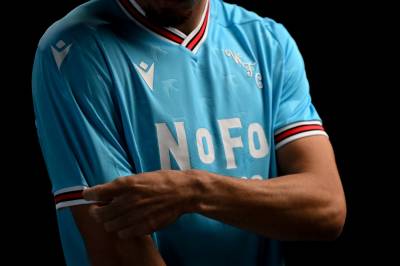 walsall_25_26_macron_third_kit_e.jpg
