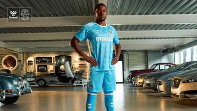 coventry_city_25_26_hummel_home_kit_h.jpg
