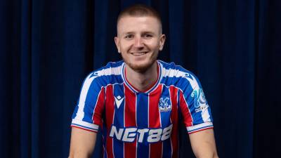crystal_palace_25_26_macron_home_kit_e.jpg