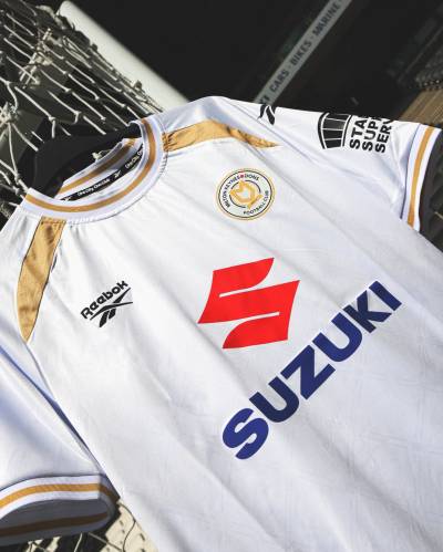 milton_keynes_dons_25_26_reebok_home_kit_c.jpg
