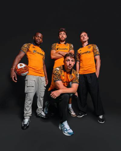 hull_city_25_26_kappa_home_kit_c.jpg