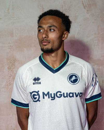 millwall_25_26_errea_away_kit_a.jpg