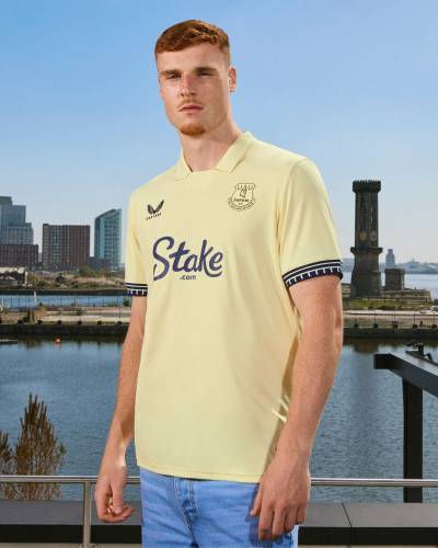 everton_25_26_castore_away_kit_a.jpg