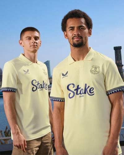 everton_25_26_castore_away_kit_c.jpg