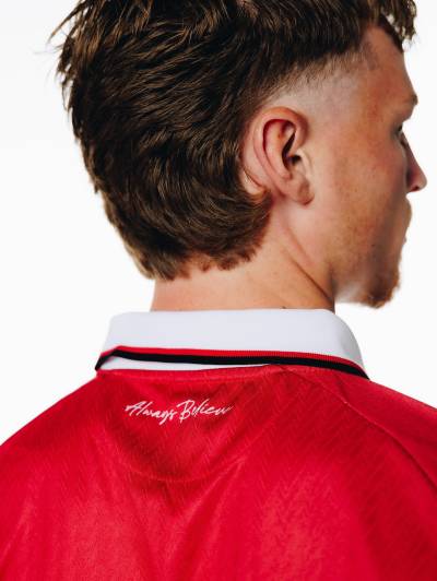 bristol_city_25_26_o_neills_home_kit_d.jpg